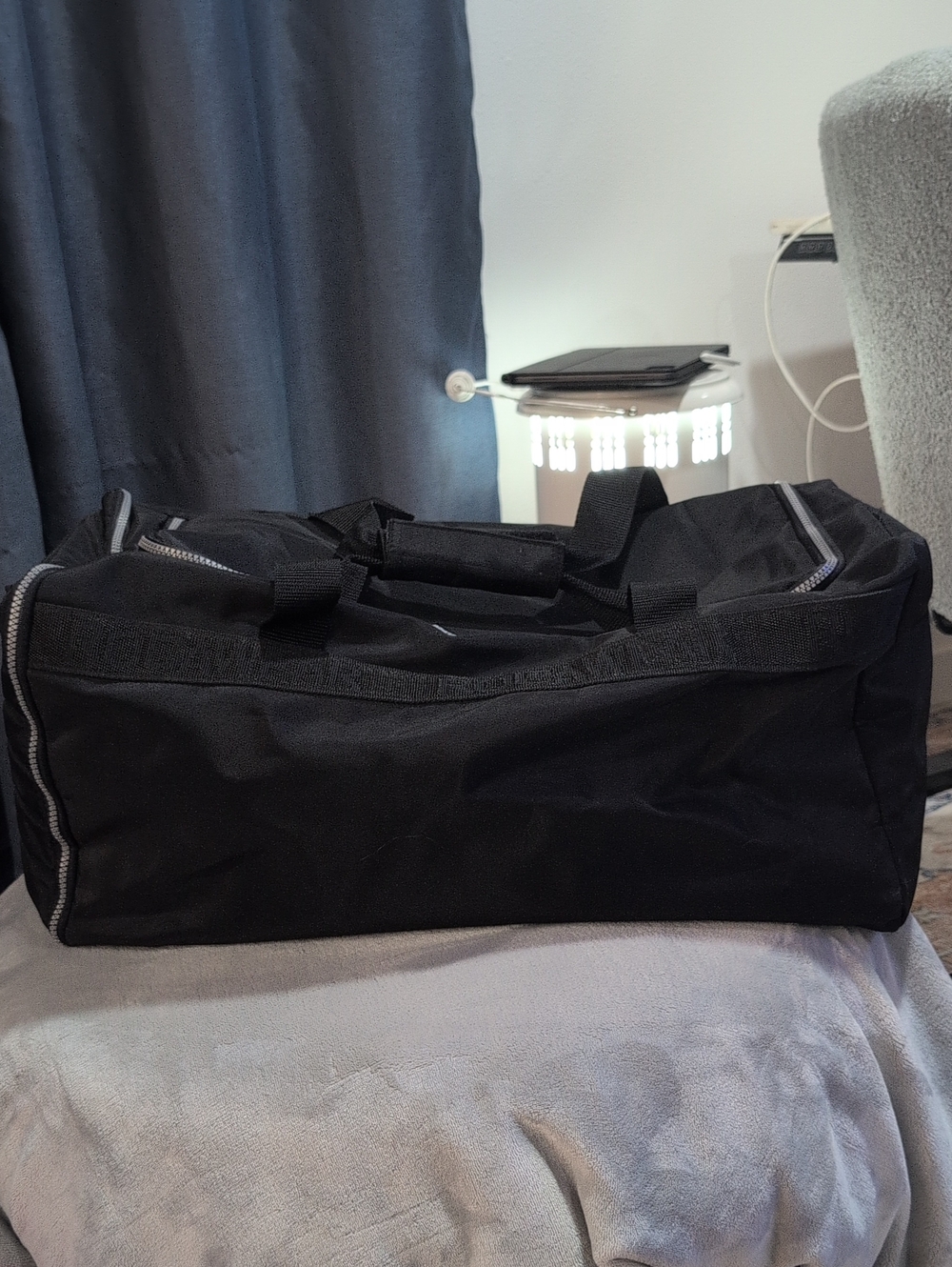 Rocawear Black Men's Duffel Bag with Contrast Zippers